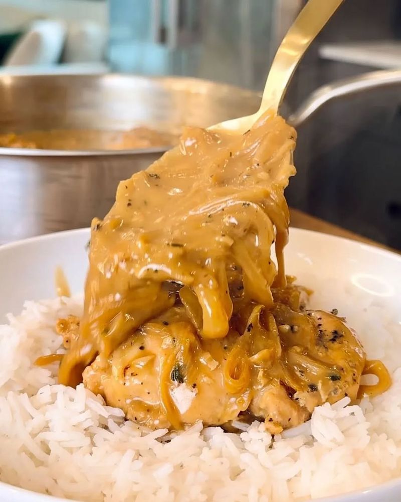French Onion Chicken and Rice Soup