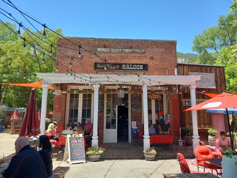 Genoa Bar and Saloon