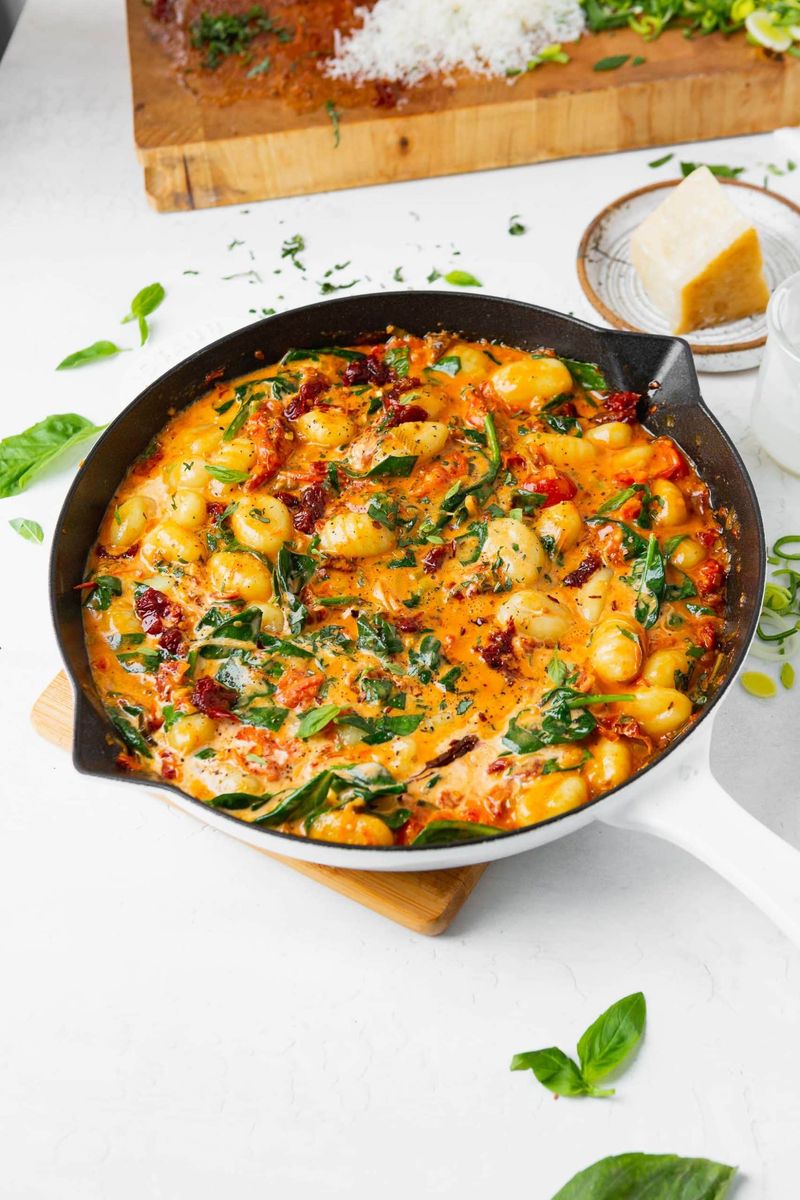 Creamy Sun-Dried Tomato Gnocchi with Spinach
