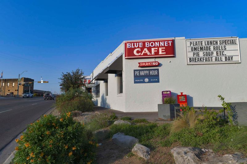 Blue Bonnet Café – Marble Falls, Texas