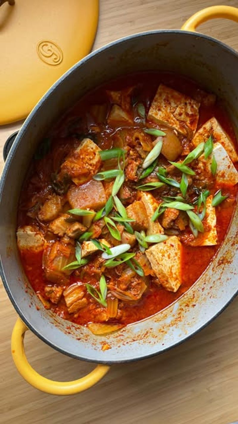 Kimchi Jjigae