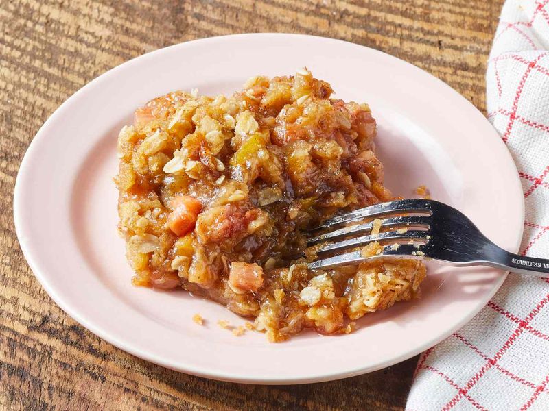 Rhubarb Crisp