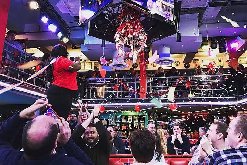 New York: Ellen's Stardust Diner