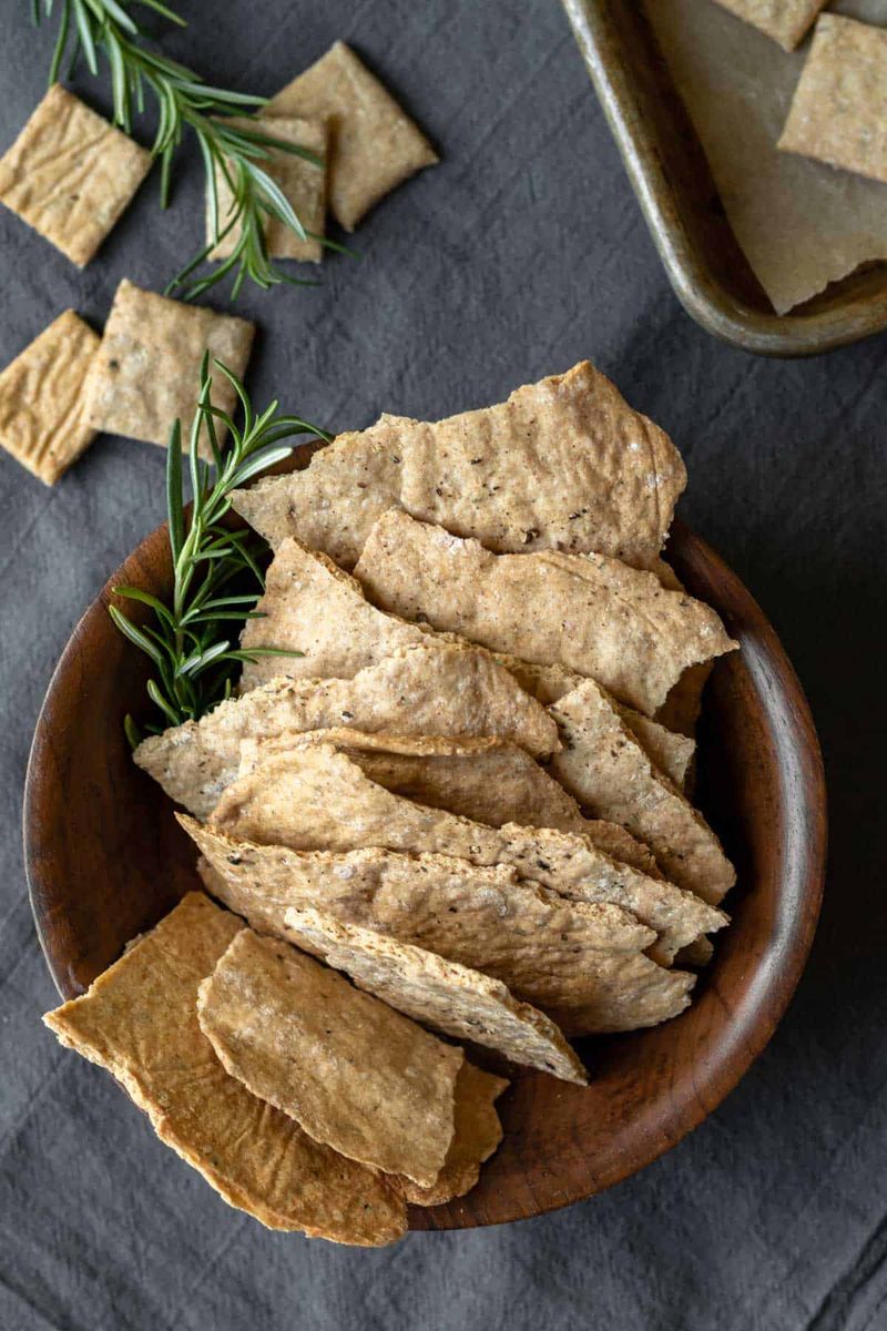 Whole Grain Crackers (Minimal Ingredients)