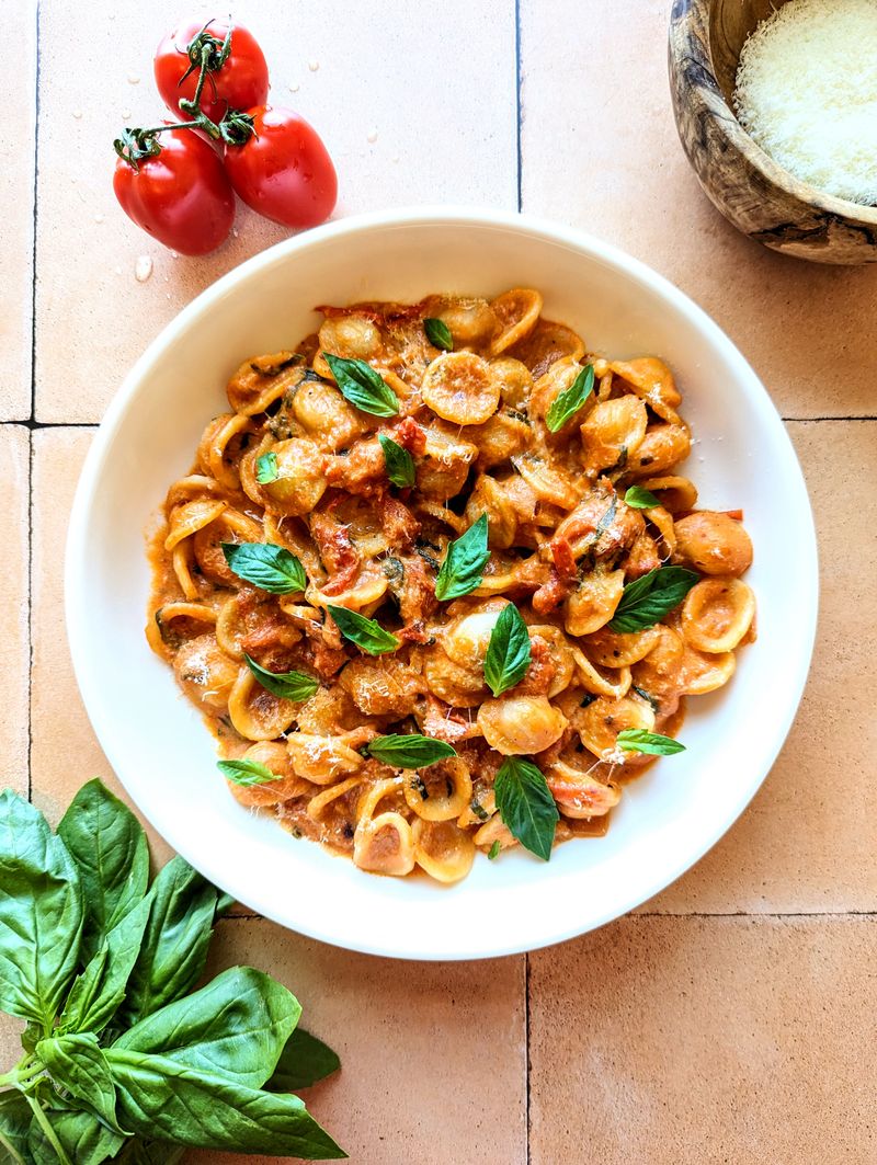Creamy Tomato Basil Pasta