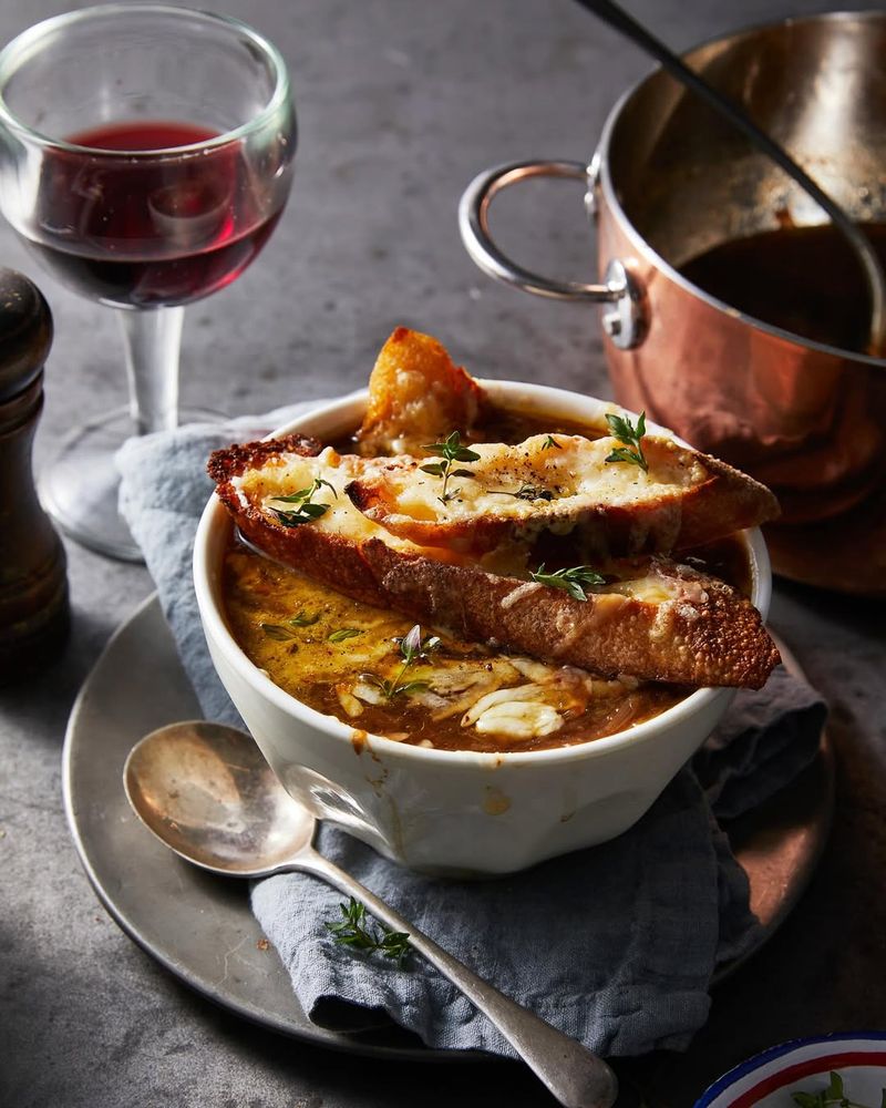 French Onion Soup with Red Wine