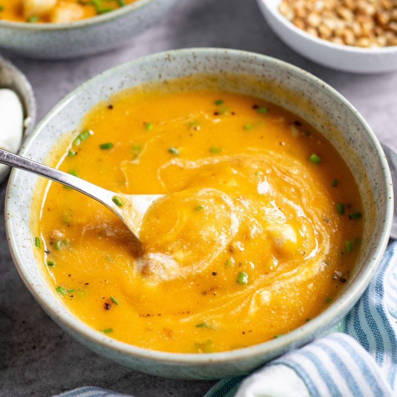 Lentil & Roasted Garlic Soup
