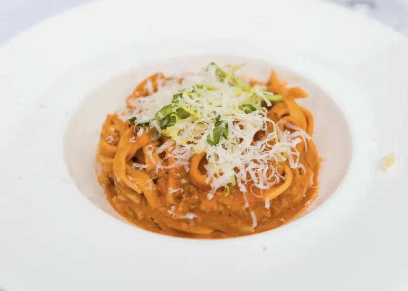 Spaghetti al Pomodoro at Mamma Maria (Boston)