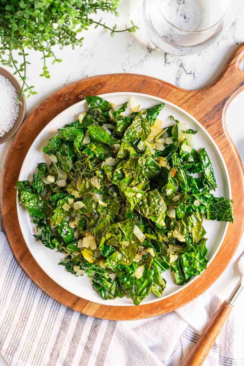 Leafy Greens (Spinach, Kale, Swiss Chard)