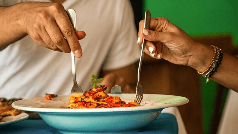 Share Entrées