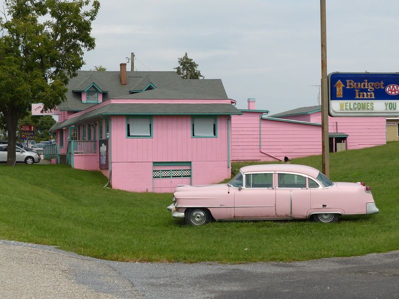 The Pink Cadillac Diner