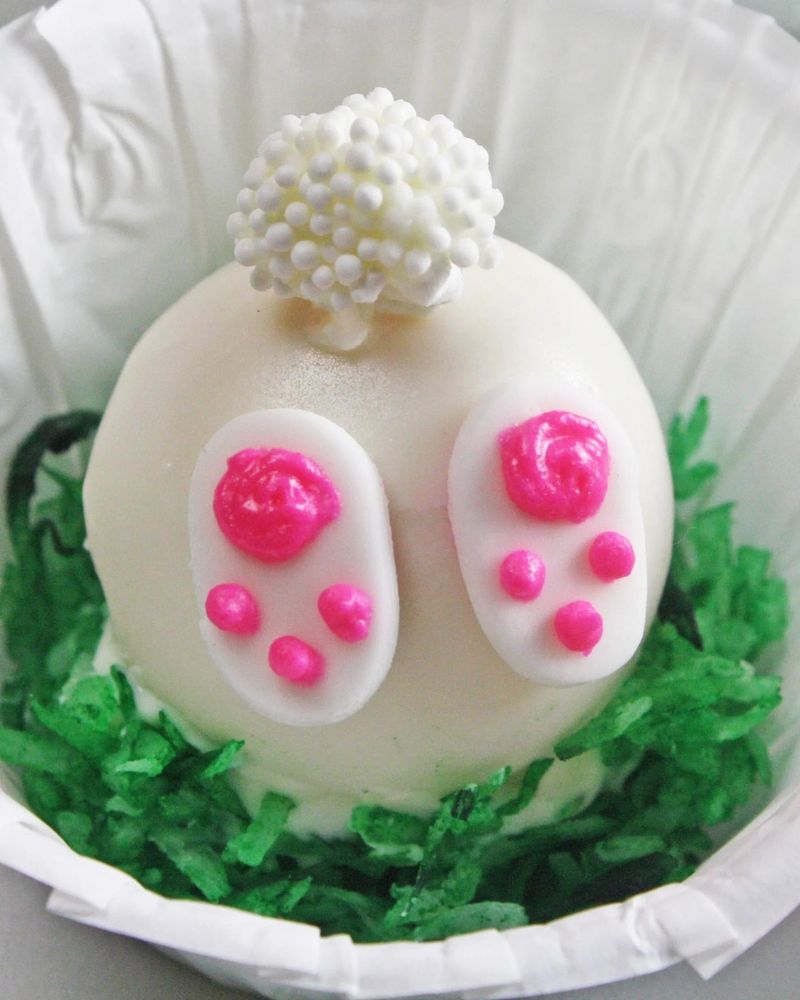 Bunny Tail Cake Pops