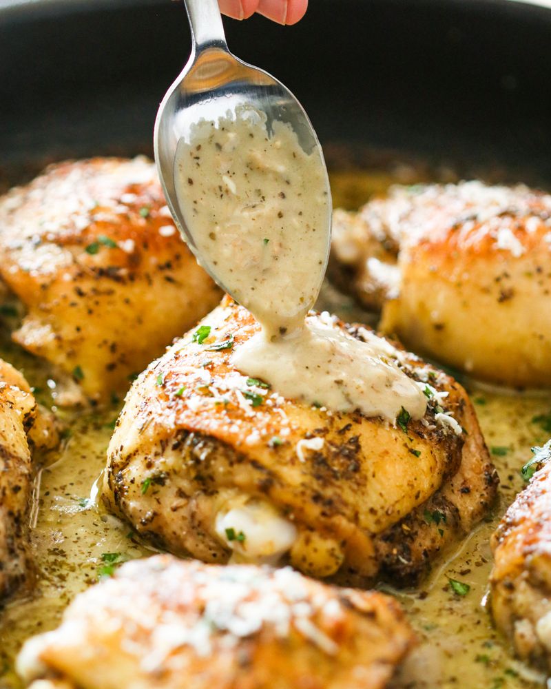 Creamy Garlic Parmesan Chicken Thighs
