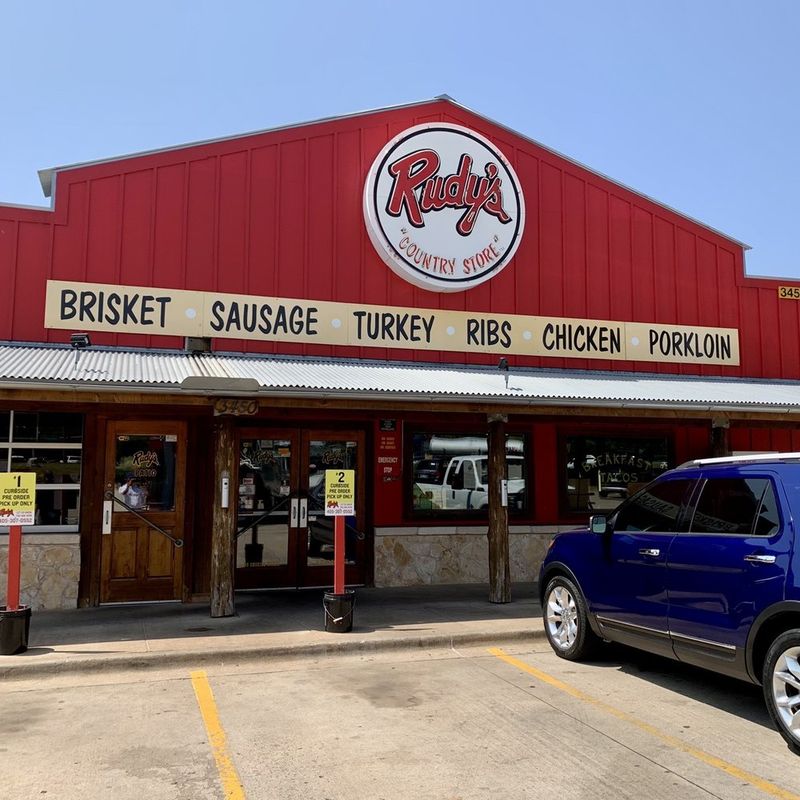 Rudy’s “Country Store” and Bar-B-Q