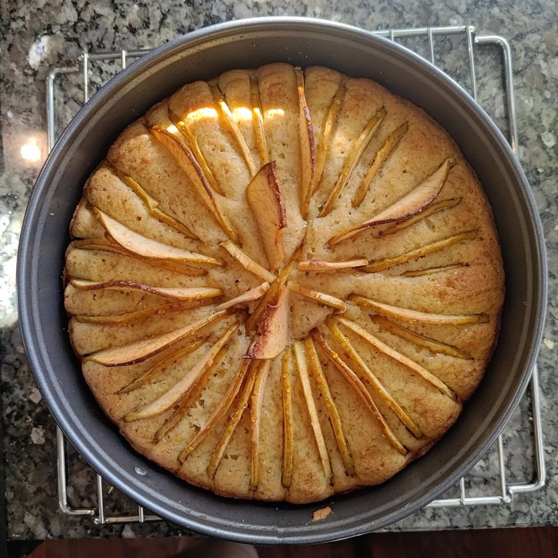 Skillet Apple Cake