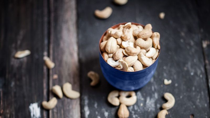 “Cashews Will Make You Gain Weight”