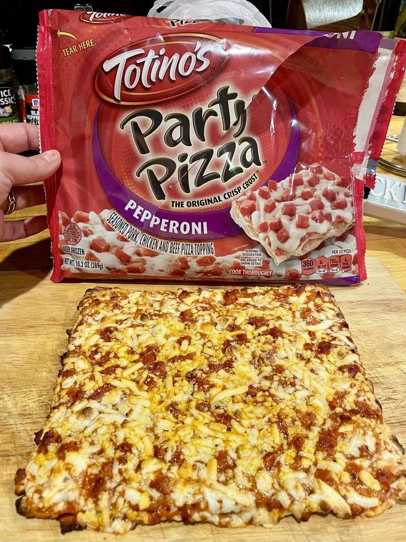 Totino’s Party Pizza – Pepperoni