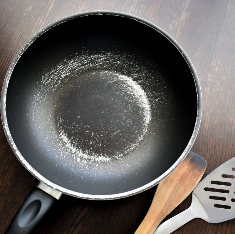 Nonstick Cookware (Scratched)