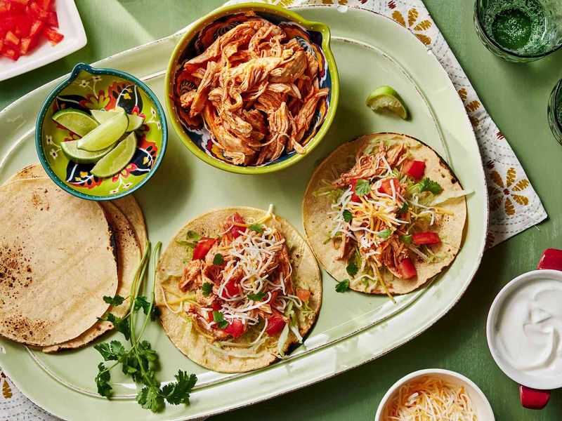Tacos de Pollo al Grill (Grilled Chicken Tacos) with No Seasoning