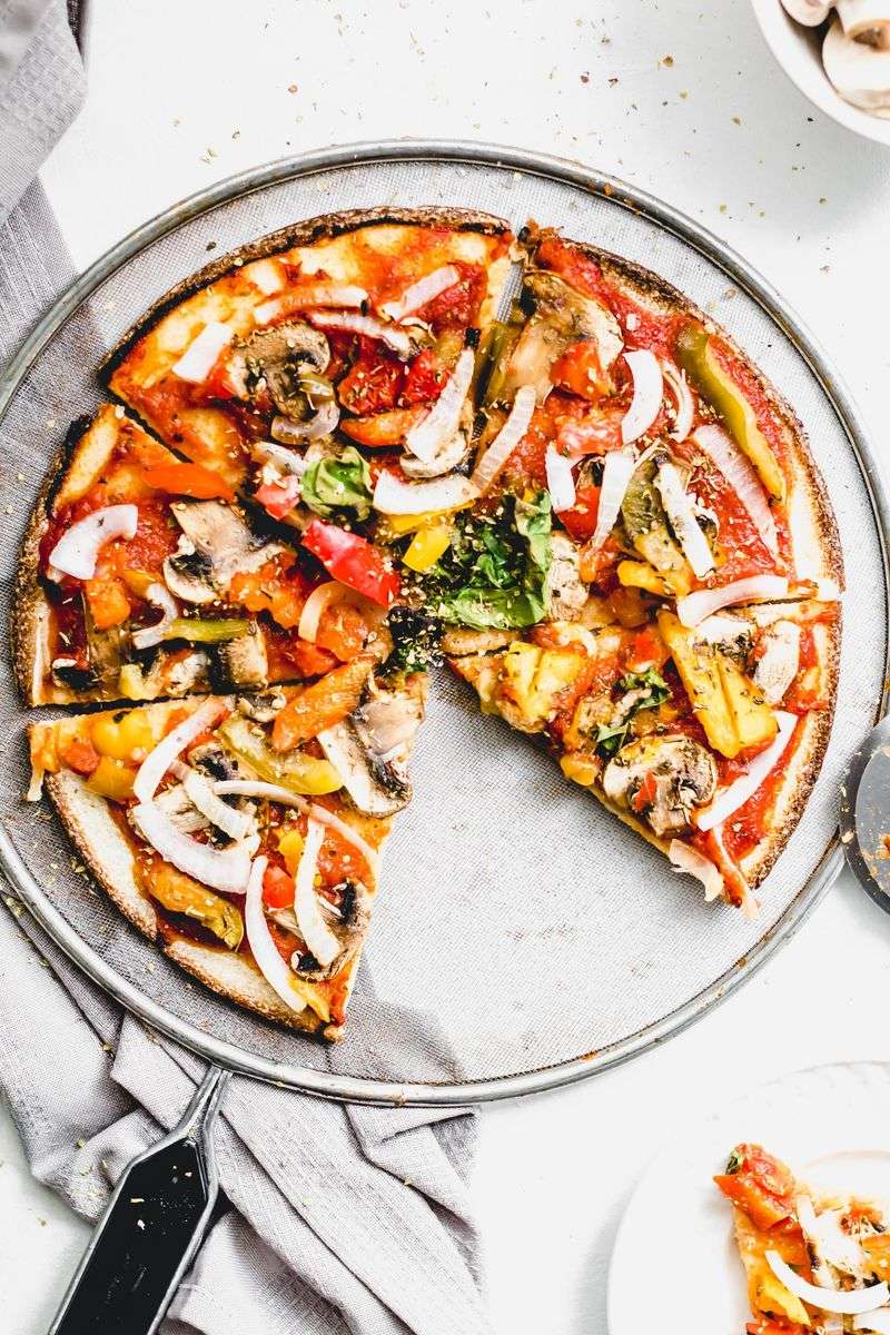 Cauliflower Crust Veggie Pizza