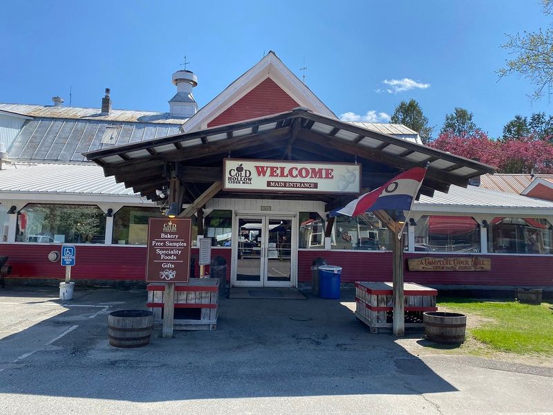 Cold Hollow Cider Mill – Waterbury Center, Vermont