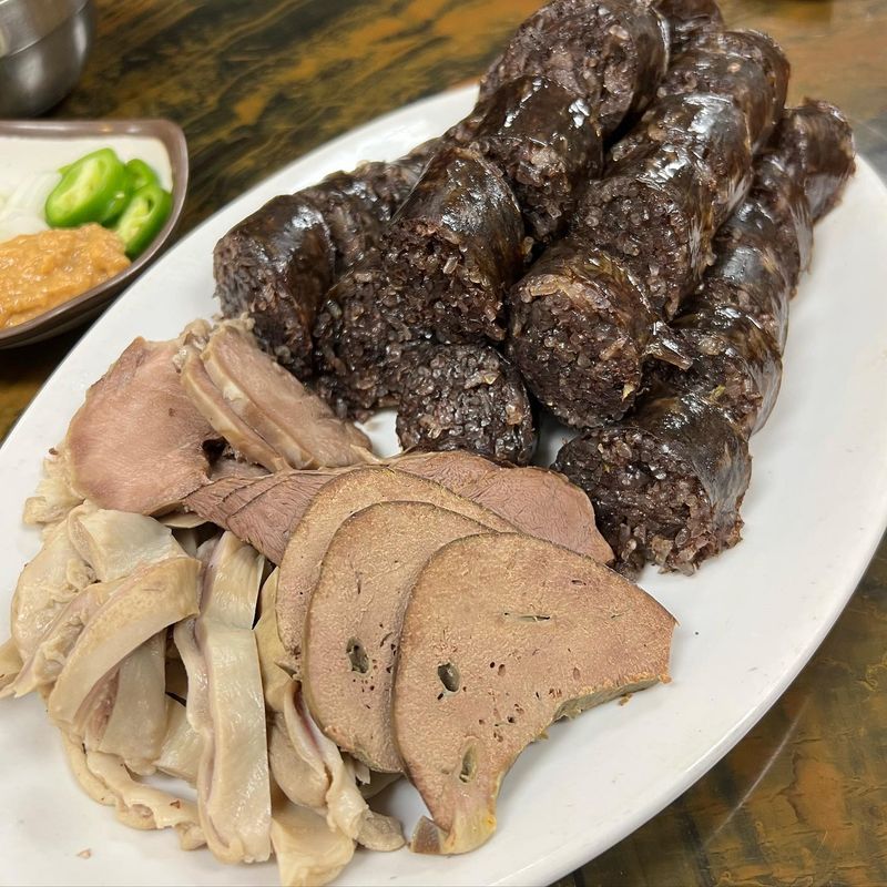 Soondae (Korean Blood Sausage)