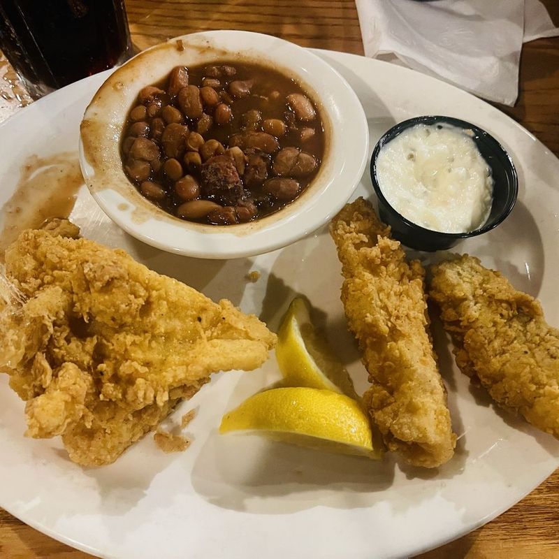 Cracker Barrel’s Rustic Appeal