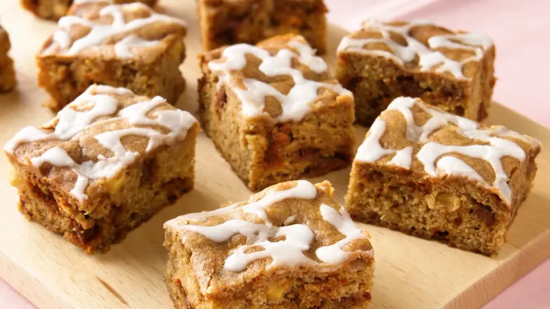 Apple Cinnamon Cake Mix Bars
