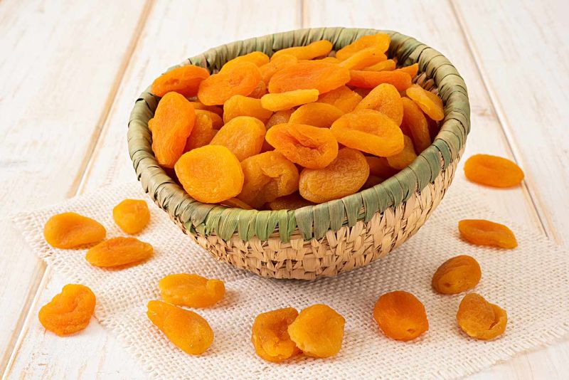 Dried Fruit (Unsweetened Raisins, Apricots, or Mango)