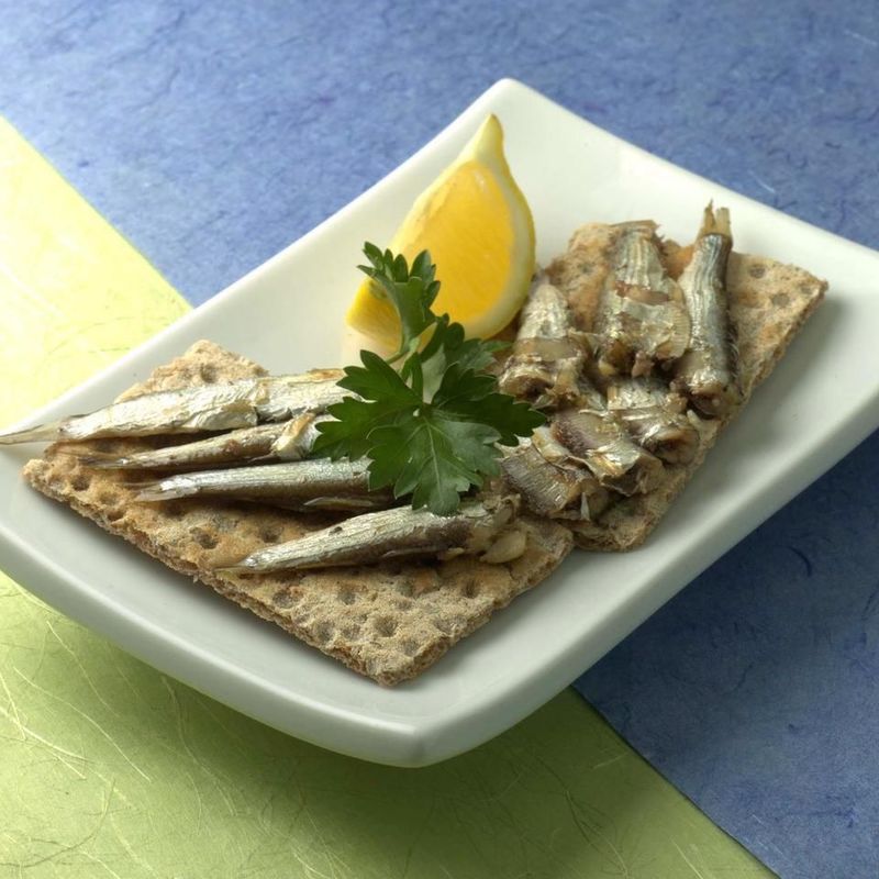 Sardines on Whole Grain Crackers