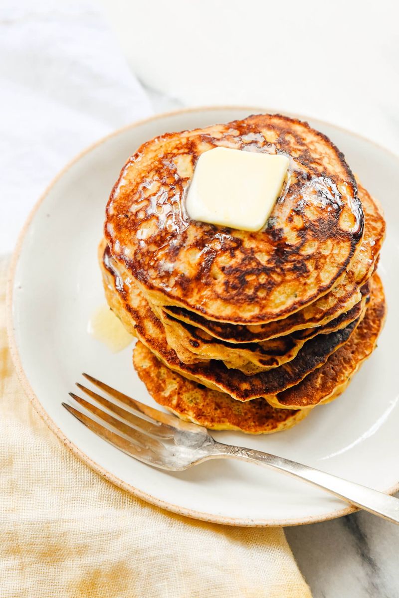 Banana Pancakes (Just 3 Ingredients)