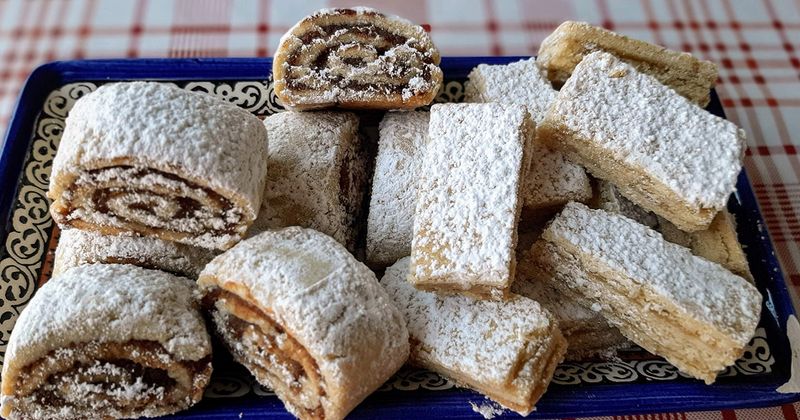 Date & Walnut Roll