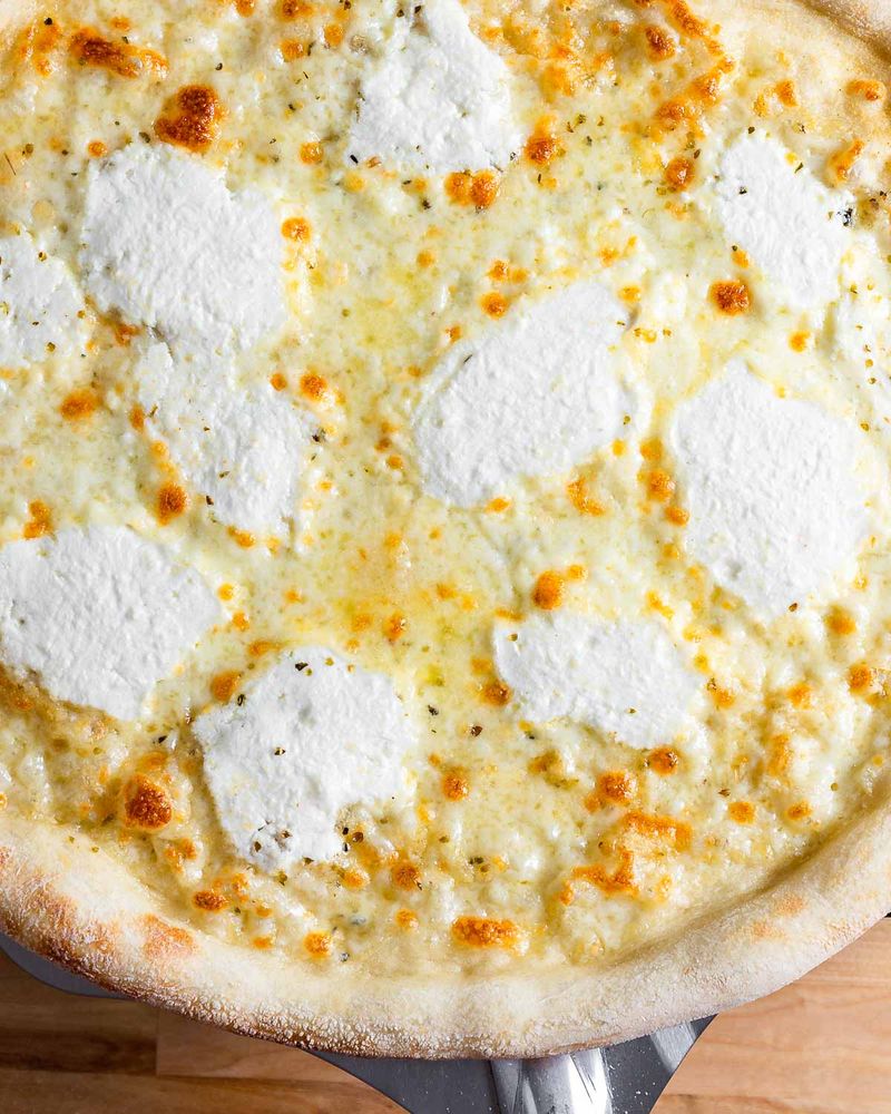 White Pizza (No Sauce)