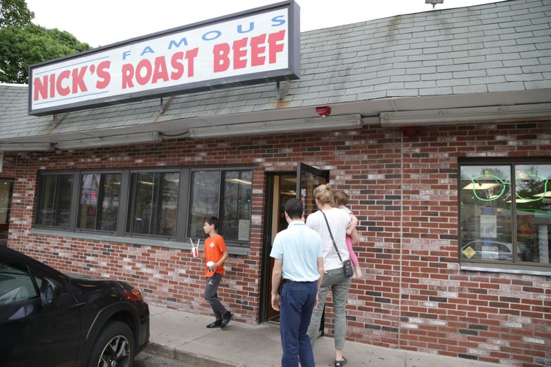 Nick’s Famous Roast Beef – Beverly