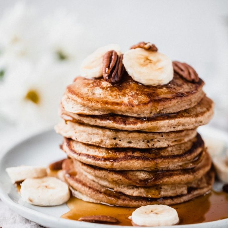 Banana Oat Pancakes