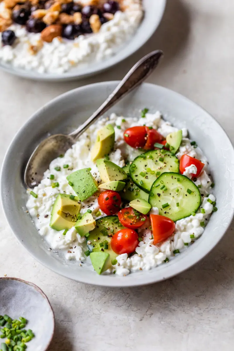 Cottage Cheese with Sliced Avocado and Cherry Tomatoes