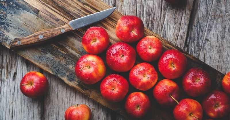 Apples (With Skin On)