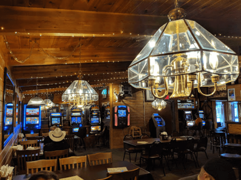 Sir Scott’s Oasis Steakhouse (Manhattan, Montana)