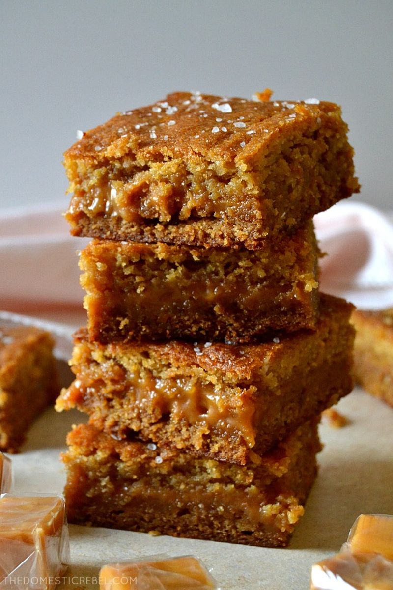 Salted Caramel Blondies