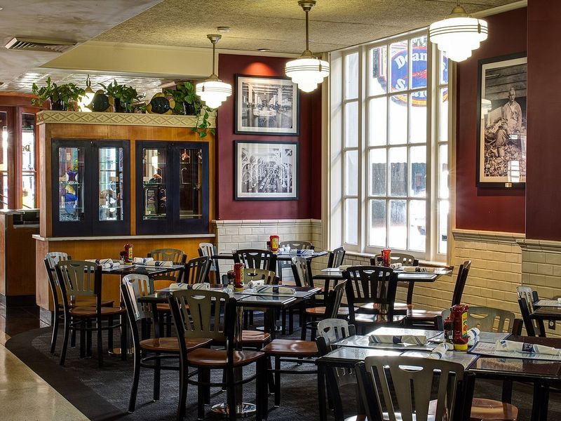 The Olde NOLA Cookery (French Quarter)