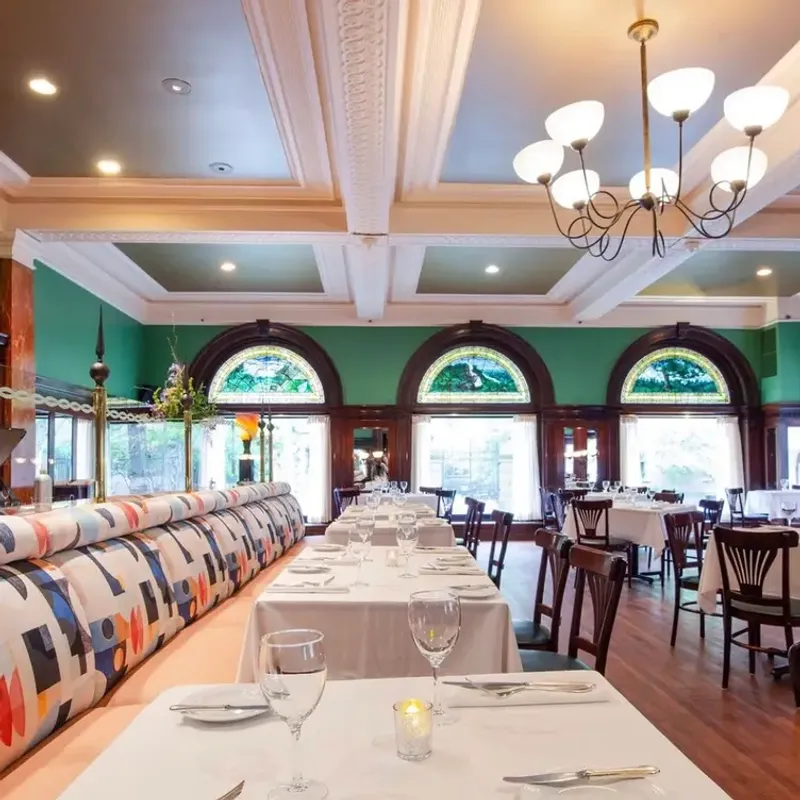 Connecticut: Union League Cafe – New Haven