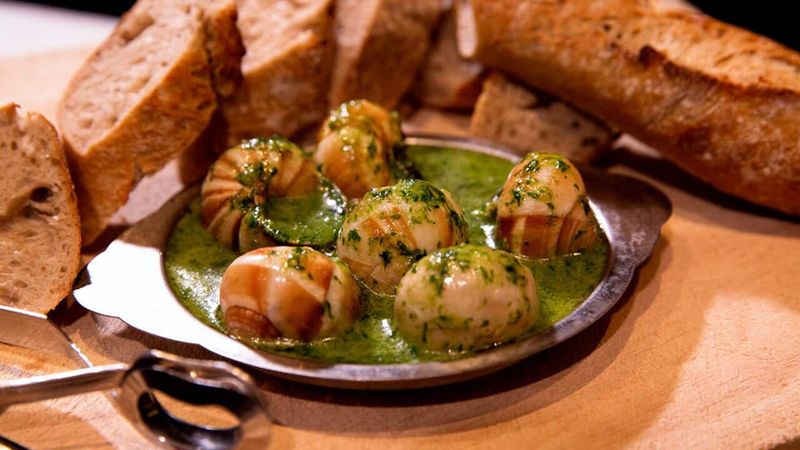 Escargots de Bourgogne (Snails in Garlic Butter)