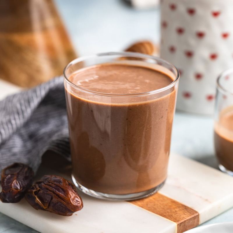 Cocoa Date Smoothie
