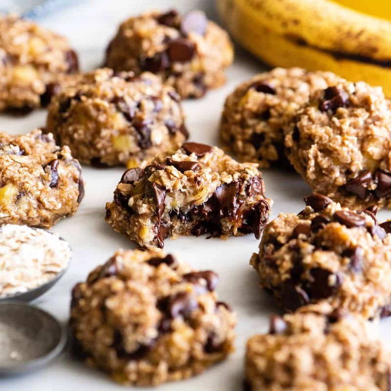 Mini Oatmeal Banana Cookies
