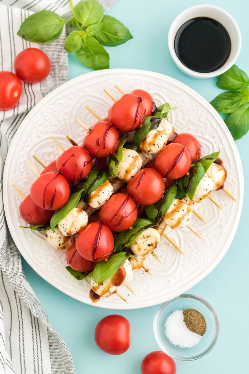 Mini Caprese Chicks