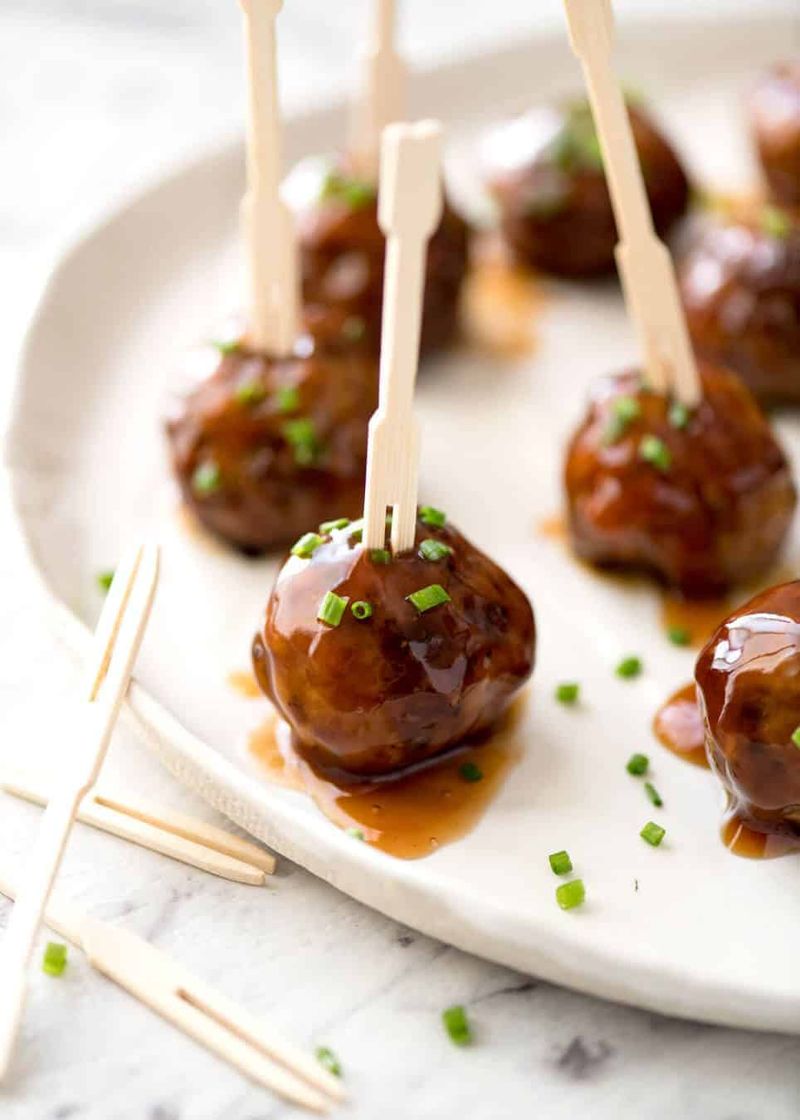 Mini Meatballs with Dipping Sauce