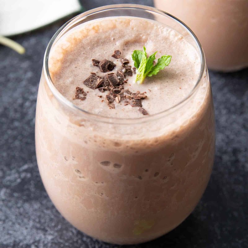 Refreshing Chocolate Mint Smoothie