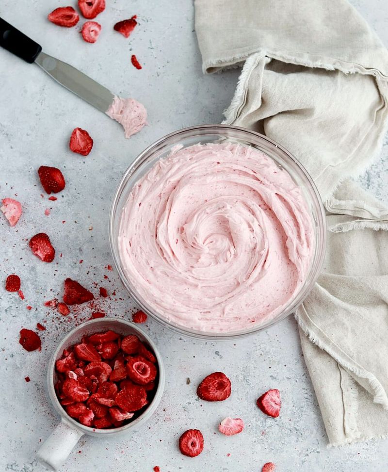 Strawberry Buttercream (Made with Freeze-Dried Berries)
