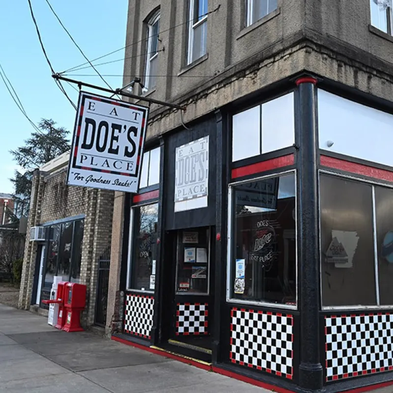 Doe’s Eat Place – Arkansas