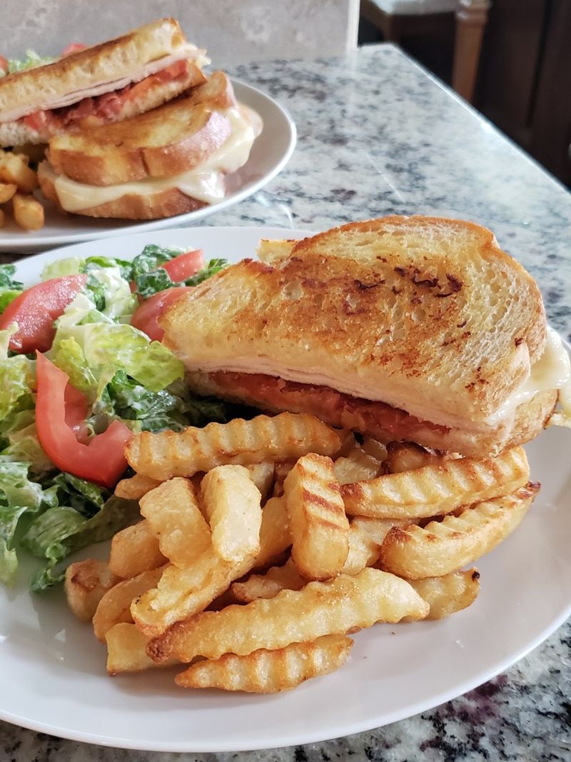 Denny’s Super Bird